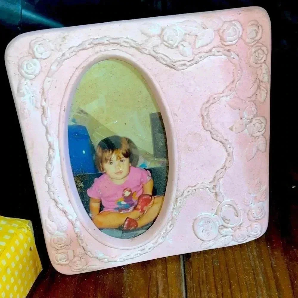 Vintage ceramic picture frame​